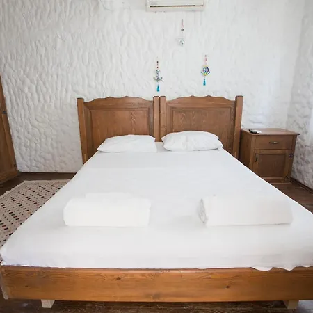 Oda ve Kahvaltı Ala Baykus Alaçatı